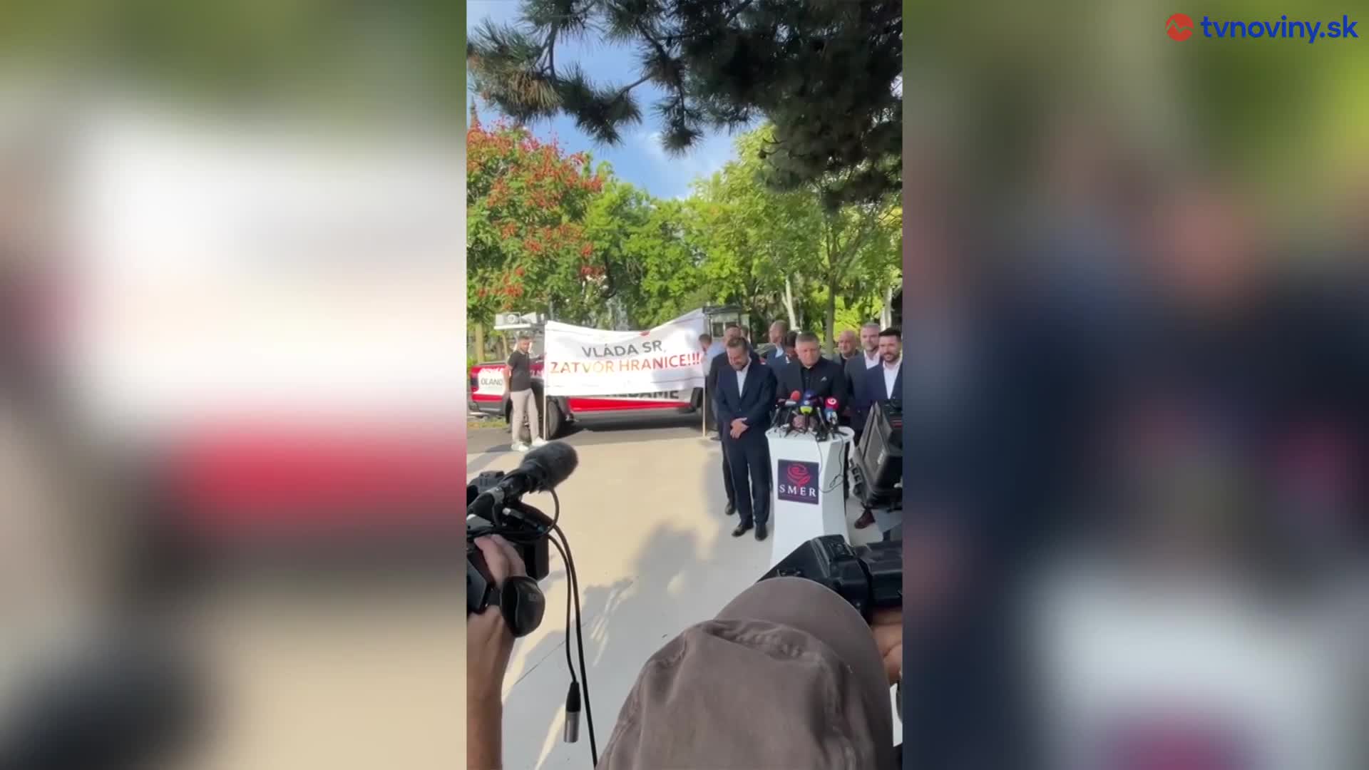 Konflikt sa udial na tlačovej besede pred novinármi